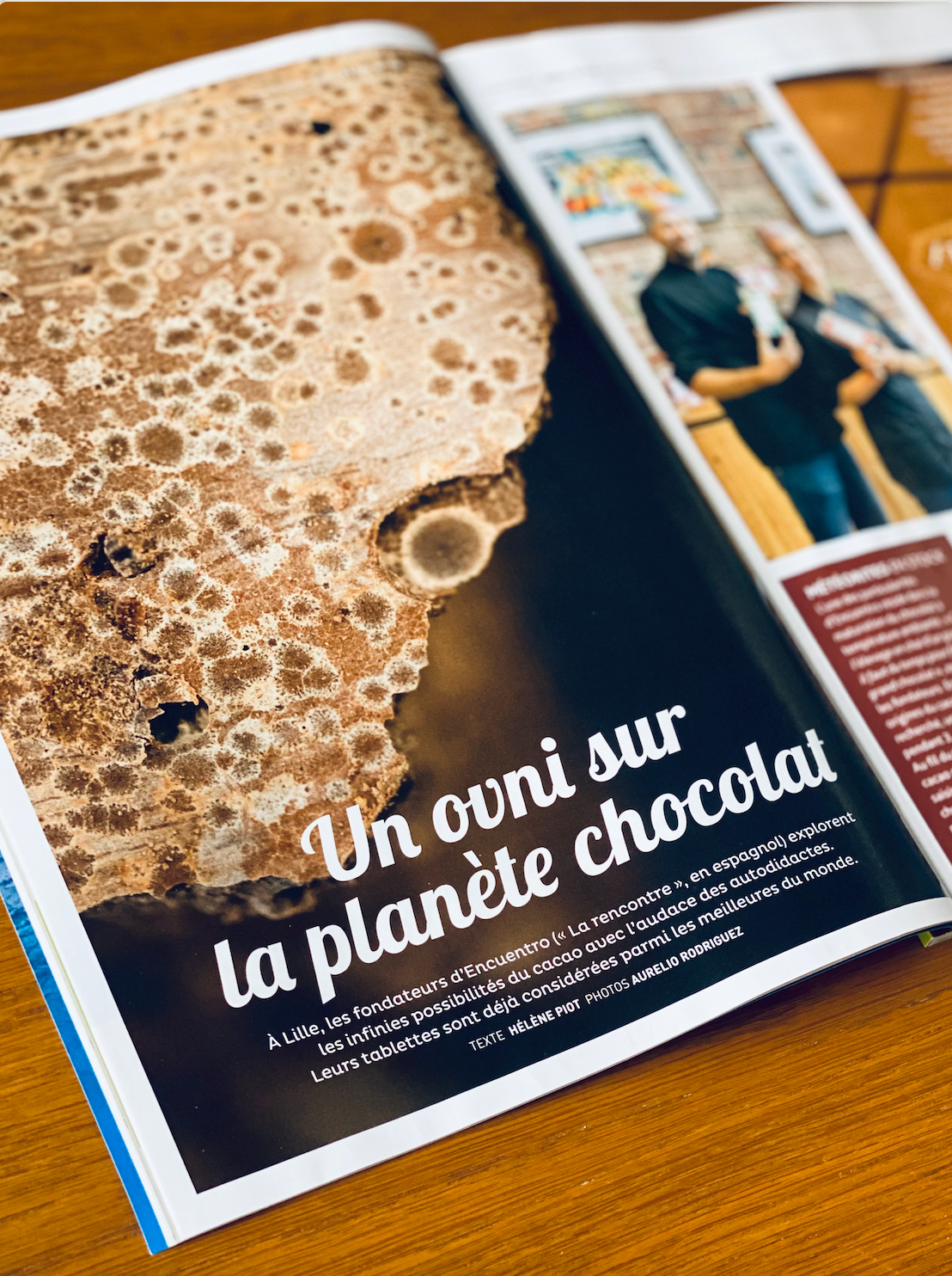 "Un OVNI sur la planète chocolat !" 6 pages dans REGAL magazine